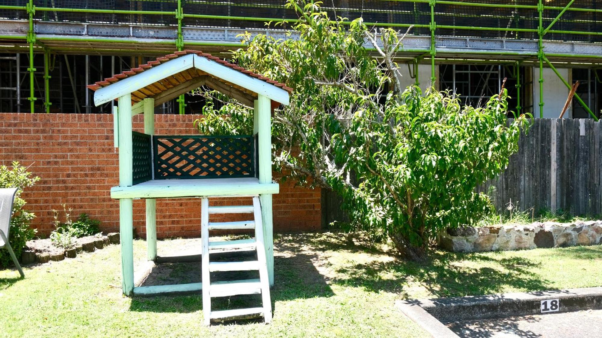Sapphire Palms Motel Entrance Eksteriør billede
