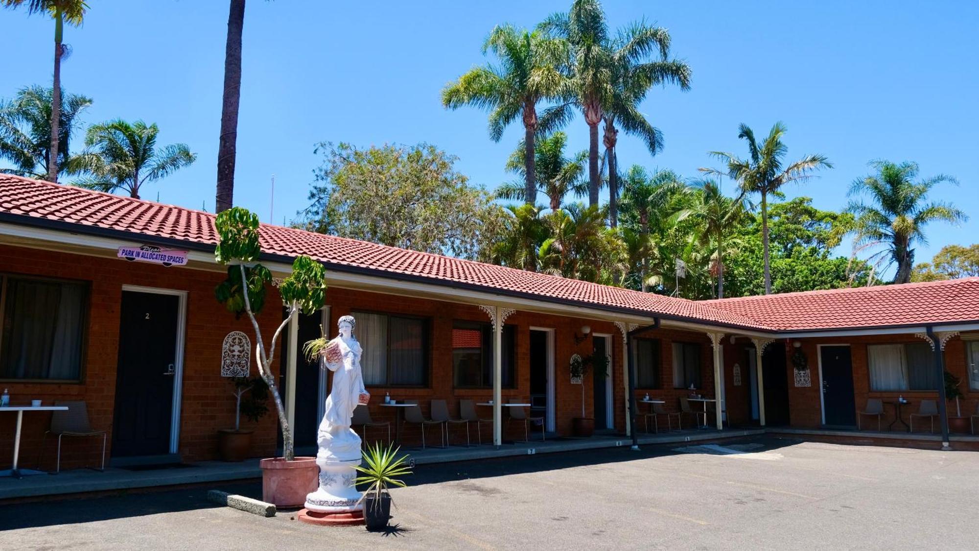 Sapphire Palms Motel Entrance Eksteriør billede